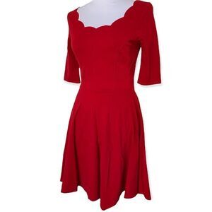 LULU’s women’s The Scallops Scalloped Skater Red Dress